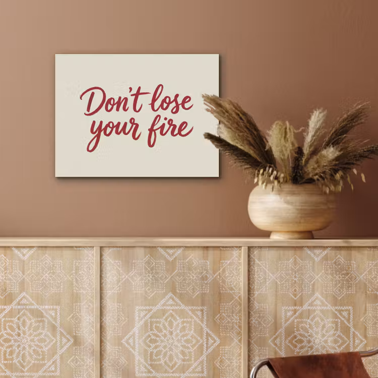 Don't lose your fire - Rood - Wit - Minimalistisch PET vilt klein -sfeer4