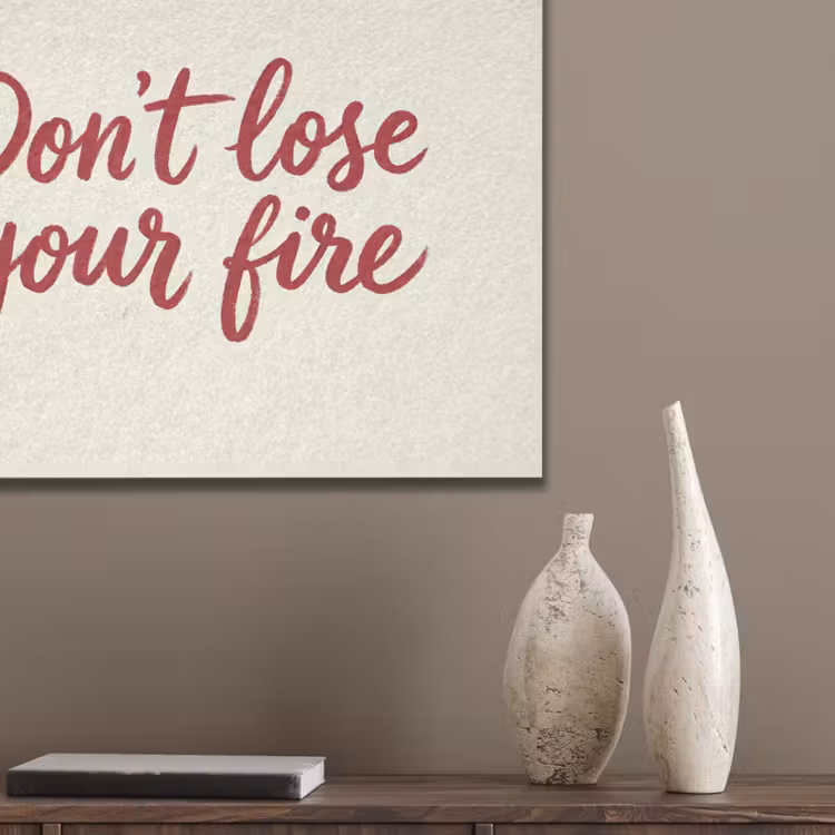 Don't lose your fire - Rood - Wit - Minimalistisch PET vilt klein -sfeer6_closeup