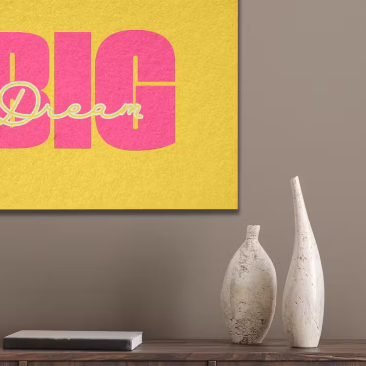 Dream big - Geel - Roze PET vilt klein -sfeer6_closeup