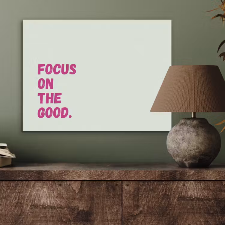 Focus on the good - Beige - Roze PET vilt klein -sfeer2