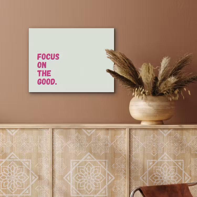 Focus on the good - Beige - Roze PET vilt klein -sfeer4