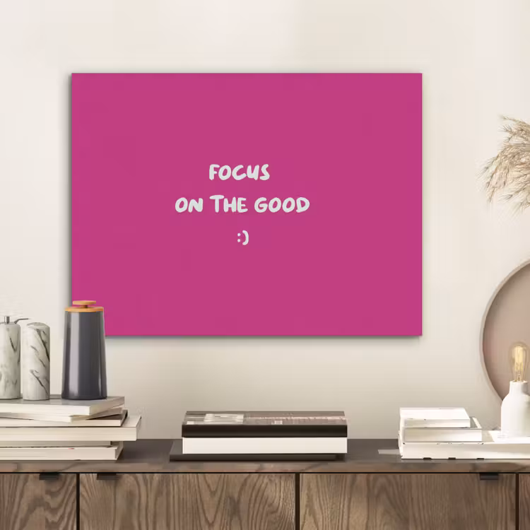 Focus - Smiley - Roze PET vilt klein -sfeer1