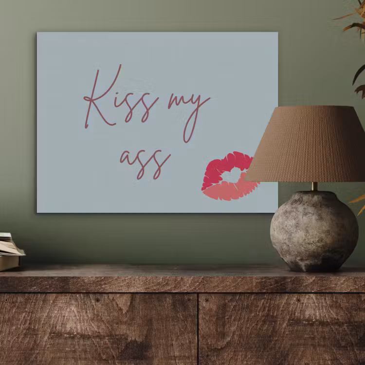 Kiss my ass - Lip - Blauw PET vilt klein -sfeer2