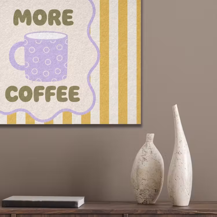 More coffee - Geel - Paars - Strepen - Mok PET vilt klein -sfeer6_closeup