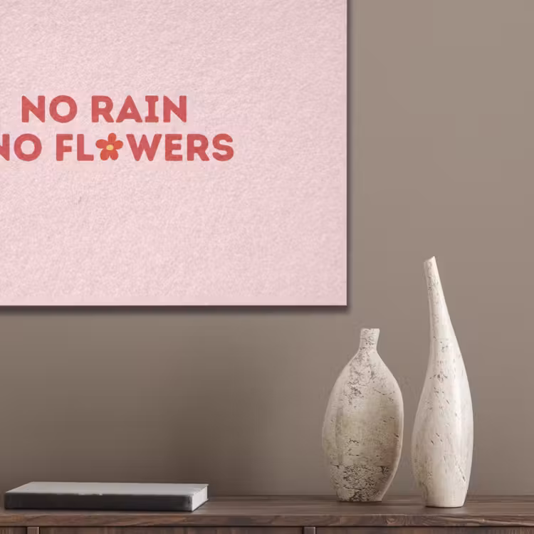 No rain no flowers - Minimalistisch - Roze - Bloem PET vilt klein -sfeer6_closeup