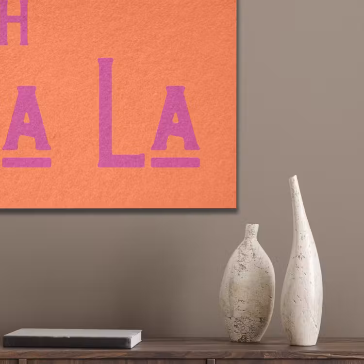 Oh la la - Oranje - Roze - Scheeflettertype PET vilt klein -sfeer6_closeup