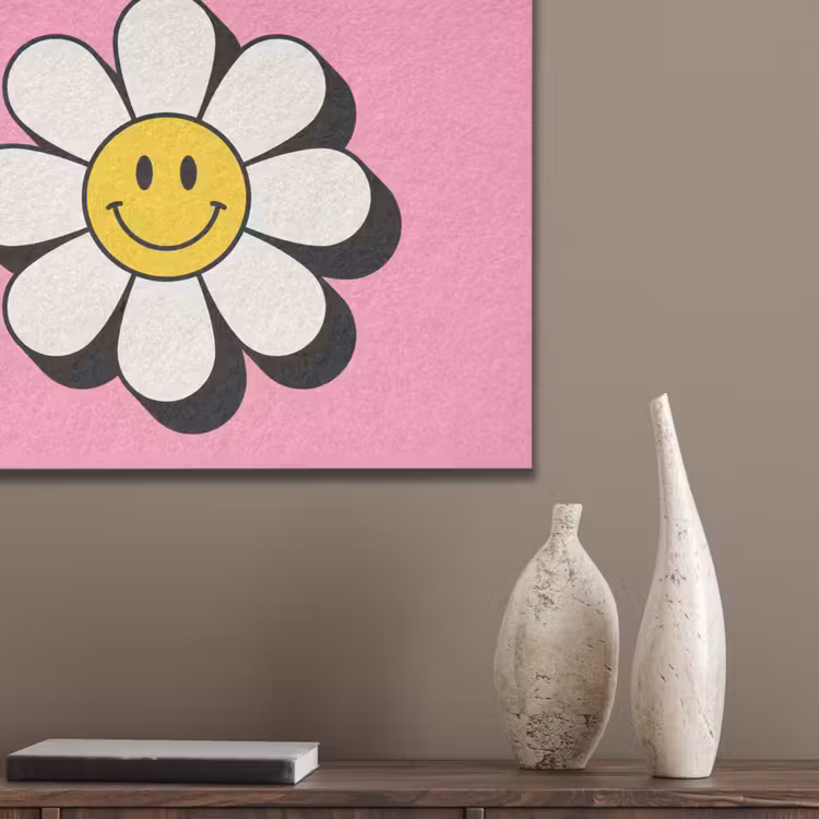 Smiley - Bloem - Roze PET vilt klein -sfeer6_closeup