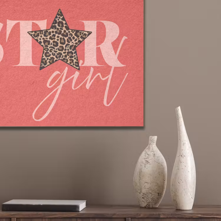 Star girl - Rood - Panter - Ster PET vilt klein -sfeer6_closeup