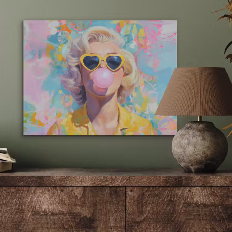 Vrouw - Blond - Roze kauwgom - Kleurrijk - Pastel PET vilt klein -sfeer2