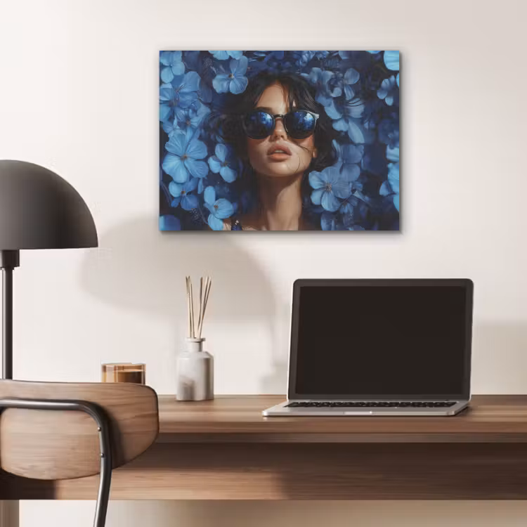 Vrouw - Blauw - Bloemen - Vlinders - Natuur PET vilt klein -sfeer5