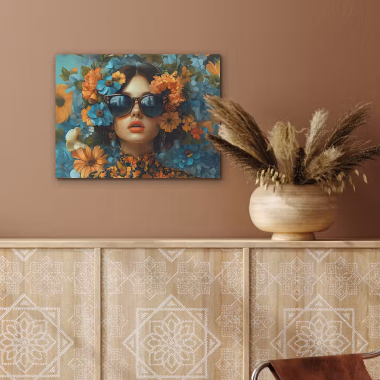 Vrouw - Bloemen - Oranje - Blauw - Modern PET vilt klein -sfeer4