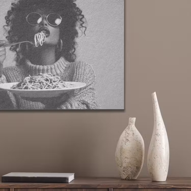Vrouw - Pasta - Zwart - Wit PET vilt klein -sfeer6_closeup
