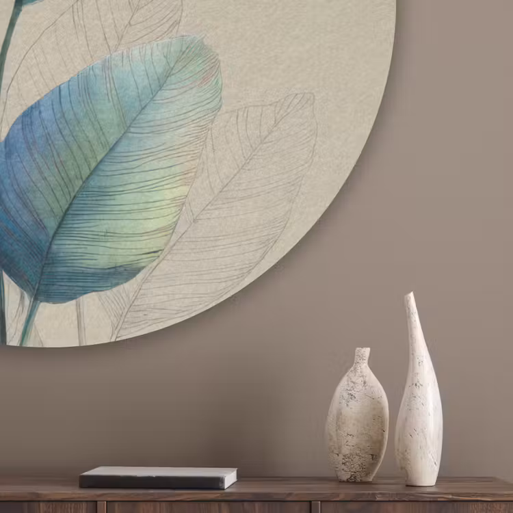 Paradijsvogelbloemen - Blauwgroene bladeren - Beige Akoestische PET Vilt - Rond klein -sfeer5_closeup