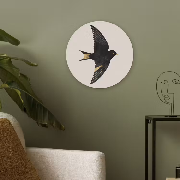 Zwarte zwaluw - Gouden accenten - Lichte achtergrond Akoestische PET Vilt - Rond klein -sfeer2