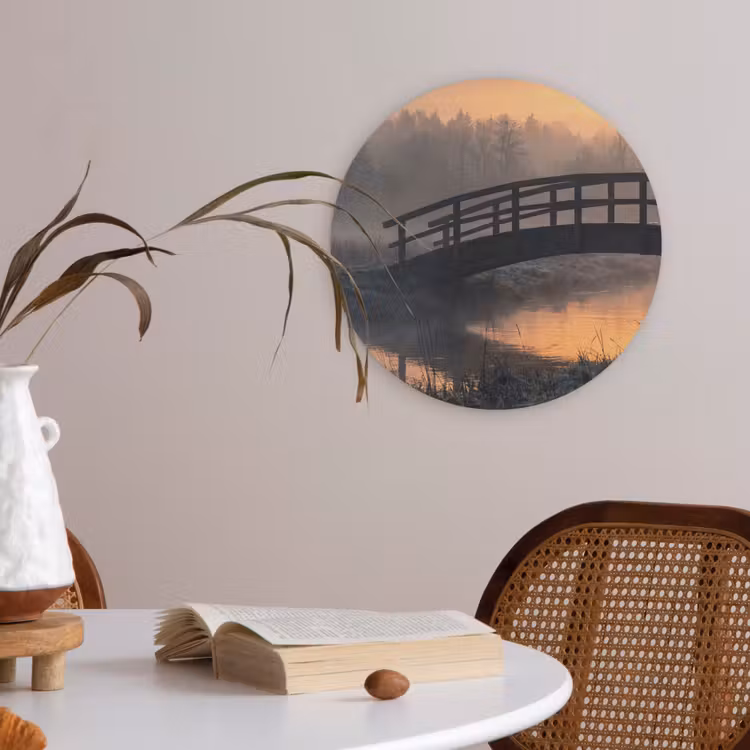 Brug - Mist - Bomen - Water Akoestische PET Vilt - Rond klein -sfeer3