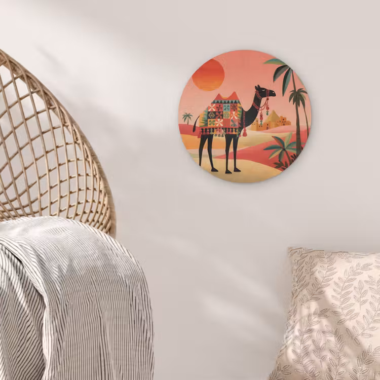 Kameel - Gekleurd tapijt - Duinen - Rode zon Akoestische PET Vilt - Rond klein -sfeer4