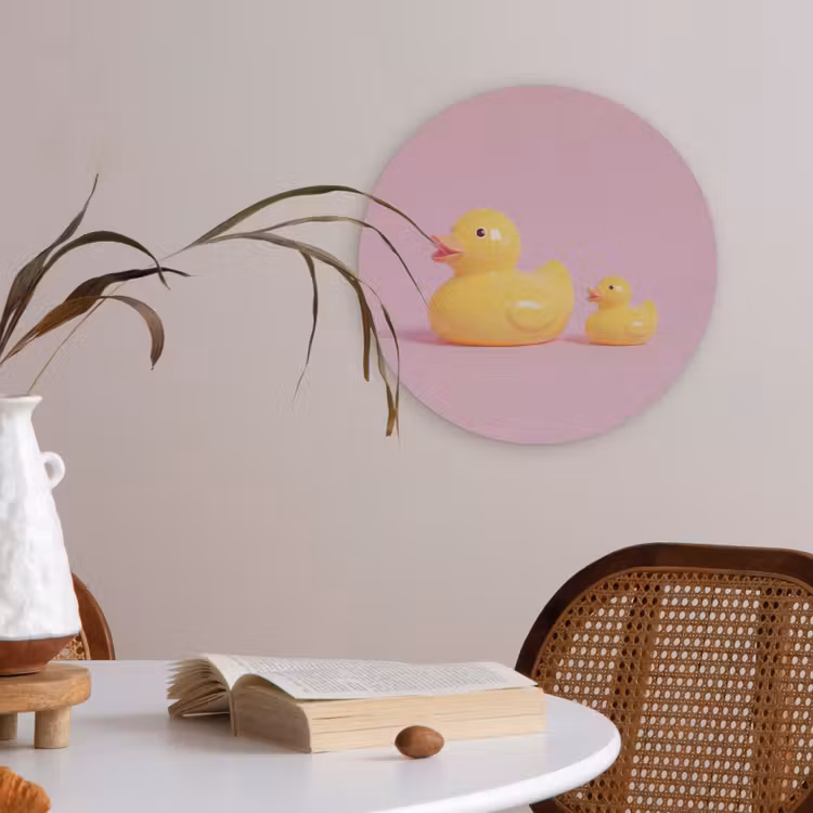 Eendjes - Vrolijk - Roze Akoestische PET Vilt - Rond klein -sfeer3