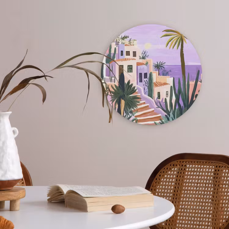Huizen - Minimalistisch - Palmbomen - Kust Akoestische PET Vilt - Rond klein -sfeer3