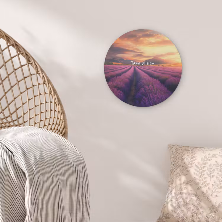 Lavendelveld - Quote - Zonsondergang Akoestische PET Vilt - Rond klein -sfeer4
