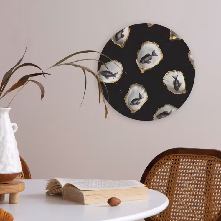 Oesters - Zwart - Vissen - Goud Akoestische PET Vilt - Rond klein -sfeer3