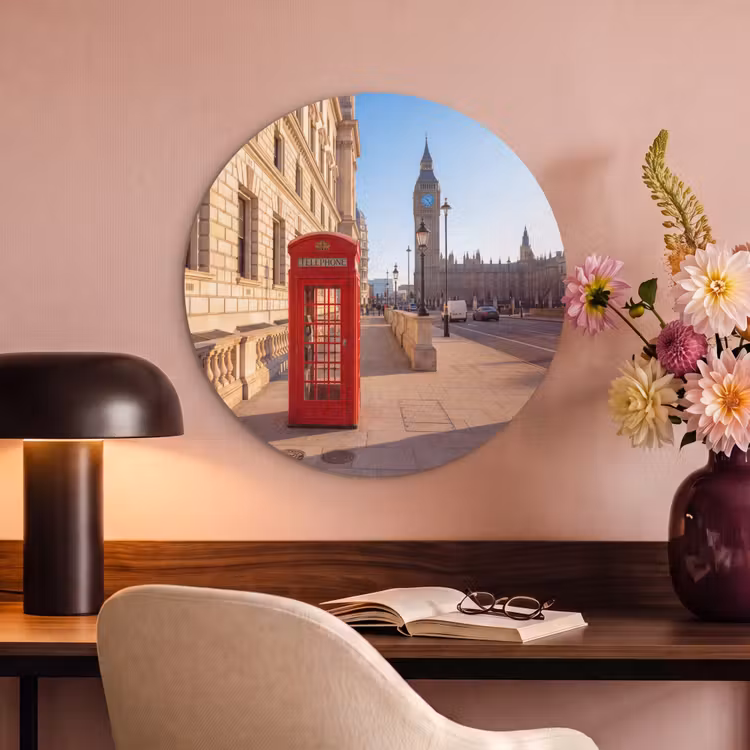 Telefooncel - Rood - Londen - Stad - Architectuur Akoestische PET Vilt - Rond klein -sfeer3
