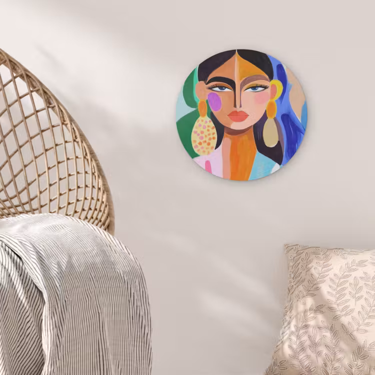 Portret - Vrouw - Modern Akoestische PET Vilt - Rond klein -sfeer4