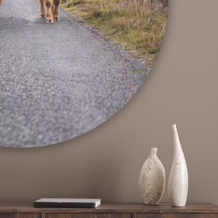 Schotse Hooglanders - Weg - Landschap - Kudde Akoestische PET Vilt - Rond klein -sfeer5_closeup