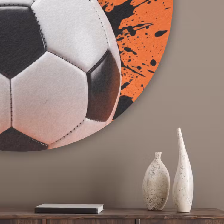 Voetbal - Verf - Sport - Oranje Akoestische PET Vilt - Rond klein -sfeer5_closeup