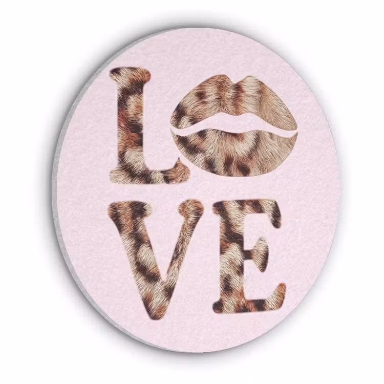 Tekst - Love - Pantervacht - Lichtroze Akoestische PET Vilt - Rond klein -3d