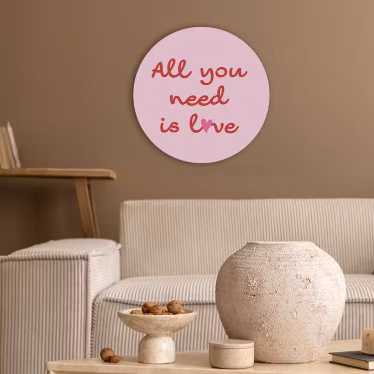 Tekst - Roze - Love - Hart Akoestische PET Vilt - Rond klein -sfeer1
