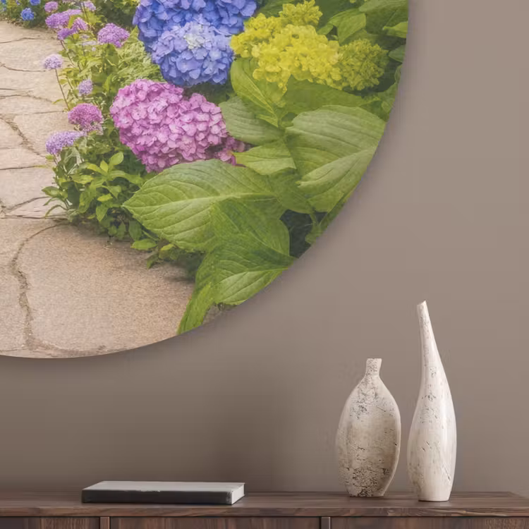 Doorkijk - Poort - Hortensia - Bloementuin Akoestische PET Vilt - Rond klein -sfeer5_closeup