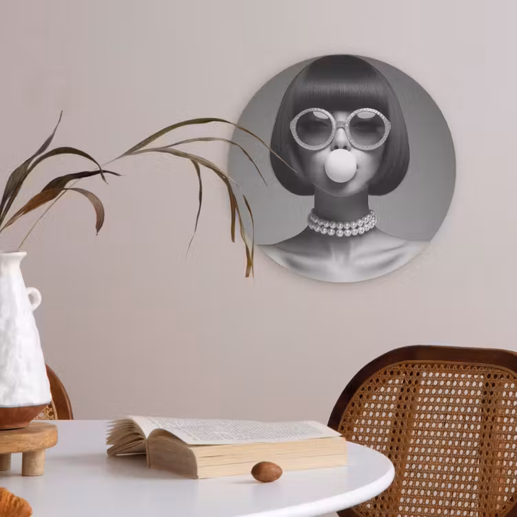 Vrouw - Zwart Wit - Ketting - Zonnebril Akoestische PET Vilt - Rond klein -sfeer3