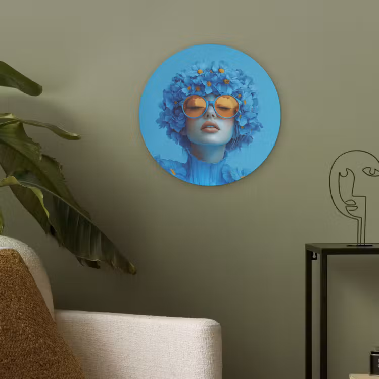 Vrouw - Bloem - Blauw - Modern - Bril - Portret Akoestische PET Vilt - Rond klein -sfeer2