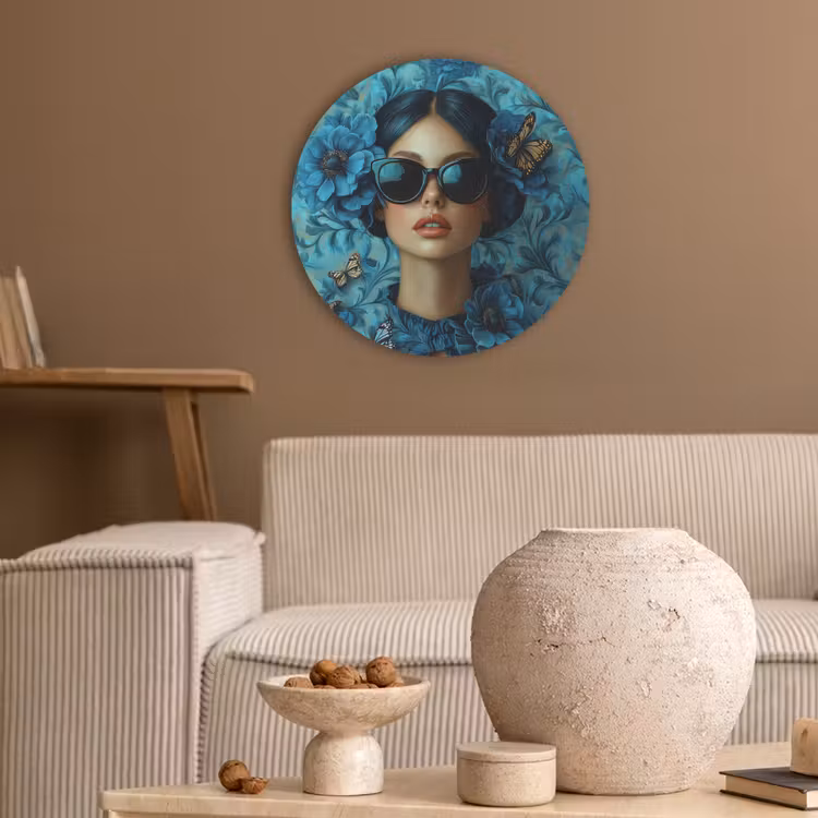Vrouw - Bloemen - Vlinders - Blauw - Abstract Akoestische PET Vilt - Rond klein -sfeer1