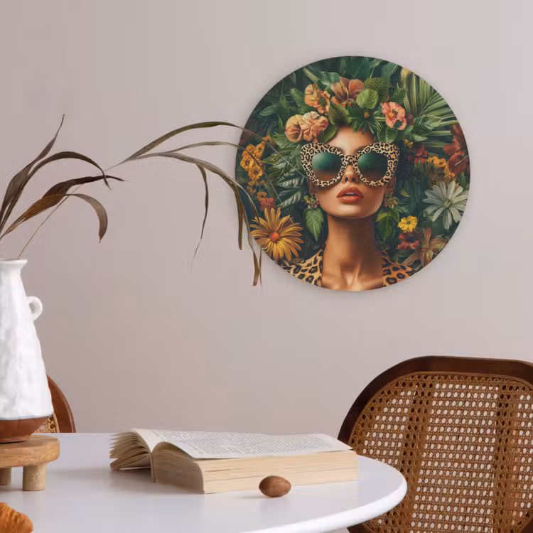 Vrouw - Panterprint - Jungle - Natuur - Luxe Akoestische PET Vilt - Rond klein -sfeer3