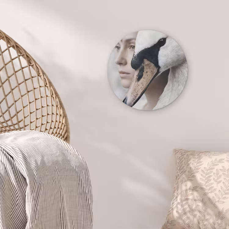 Vrouw - Zwaan - Wit Akoestische PET Vilt - Rond klein -sfeer4