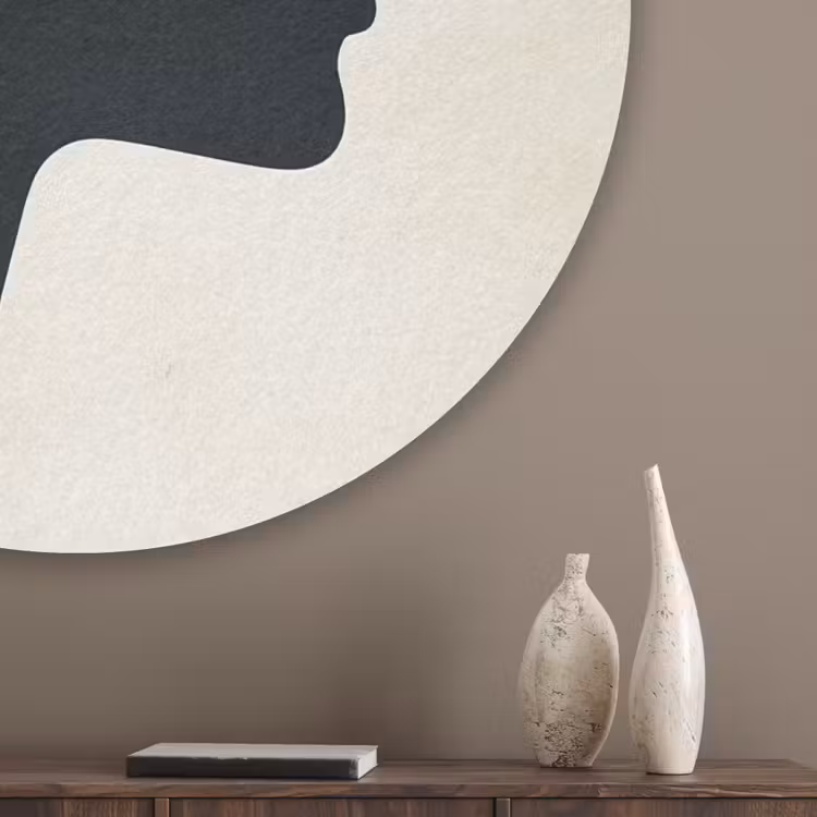 Vrouw - Golven - Zwart Akoestische PET Vilt - Rond klein -sfeer5_closeup
