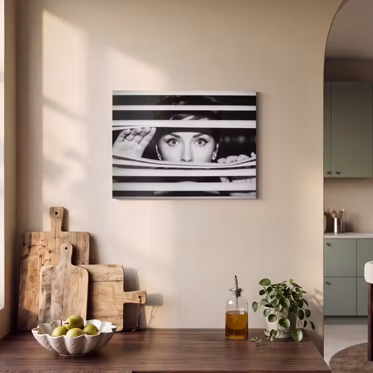 Vrouw - Jaloezieën - Portret - Zwart-wit PET vilt klein -sfeer2