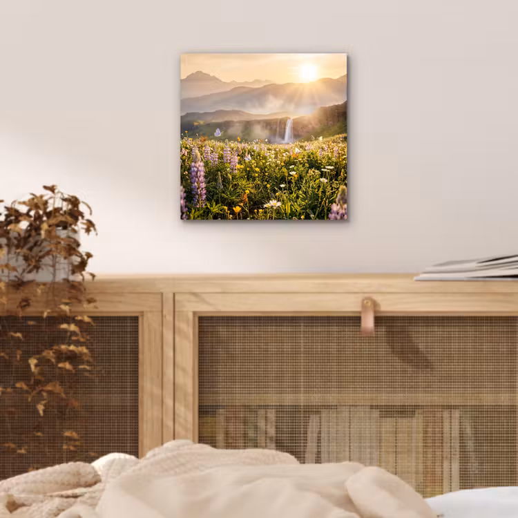 Vlinders - Waterval - Bloemenveld aluminium wit klein -sfeer3