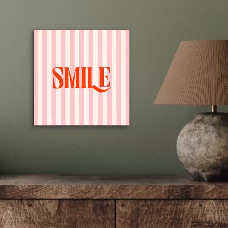 Zachtroze - Rood - Strepen - Smile aluminium wit klein -sfeer2