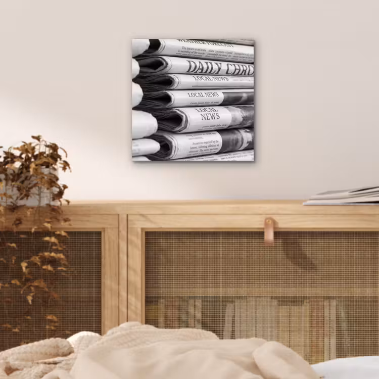 Krant - Stapel - Nieuws - Zwart-wit - Media aluminium wit klein -sfeer3