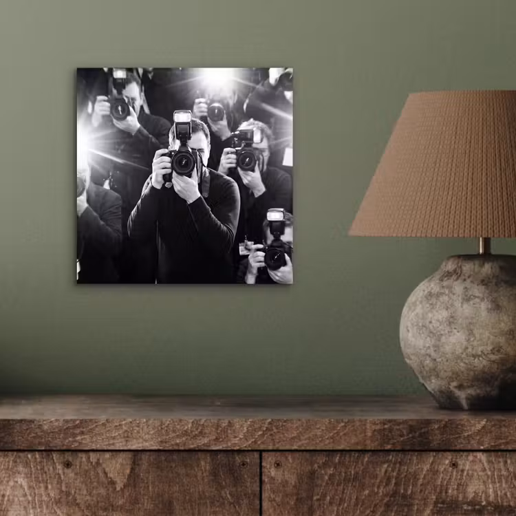 Mensen - Camera - Flitslicht - Zwart-wit - Media aluminium wit klein -sfeer2