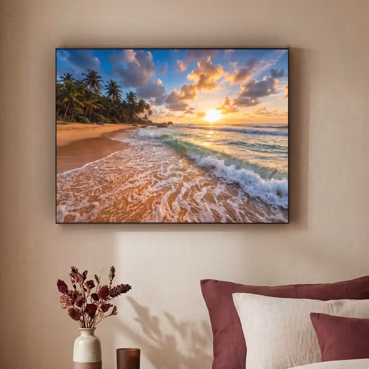 Strand - Zonsondergang - Golven - Natuur - Goud Textielframe zwart klein -sfeer1