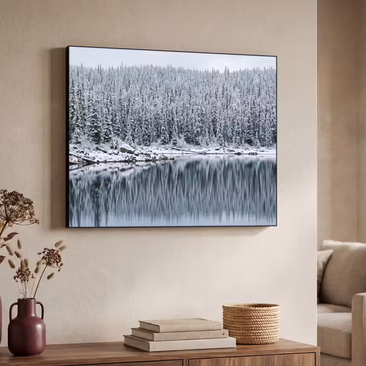 Bos - Reflectie - Meer - Winter - Serene Textielframe zwart klein -sfeer3