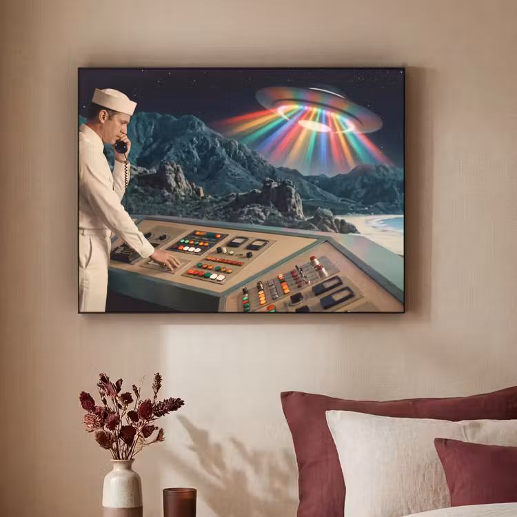 Art Frame - Man - Control Room - Beach - Man - Controlekamer - Strand Textielframe zwart klein