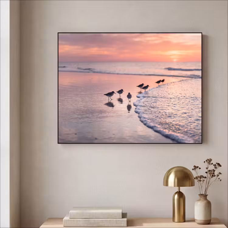 Meeuwen - Strand - Zee - Roze Textielframe zwart klein -sfeer2