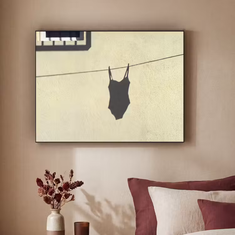 Badpak - Schaduw - Muur - Zomer - Minimalistisch Textielframe zwart klein -sfeer1