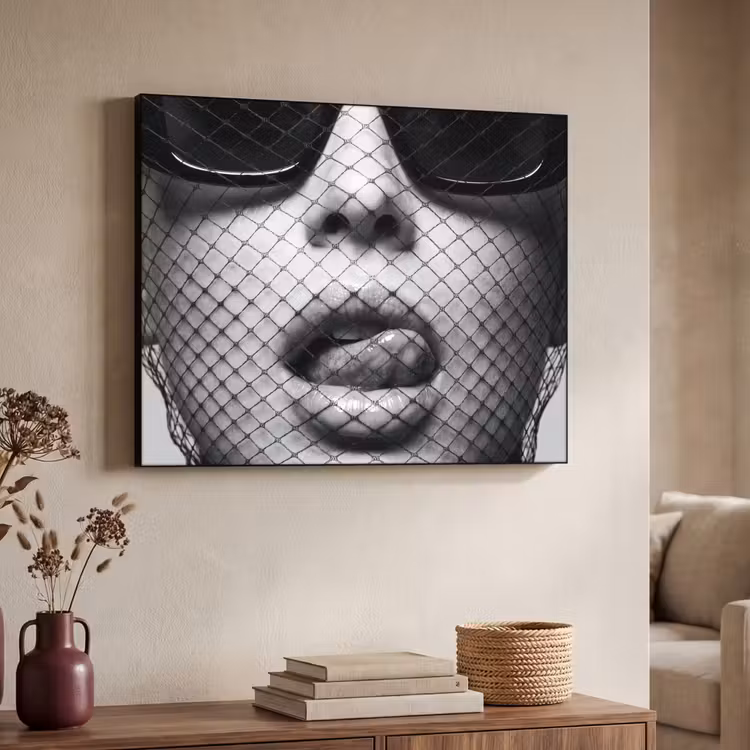 Vrouw - Net - Mysterieus - Zwart - Wit Textielframe zwart klein -sfeer3