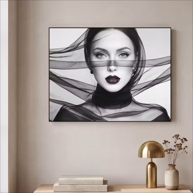 Vrouw - Sluier - Portret - Zwart  - Wit - Elegant Textielframe zwart klein -sfeer2