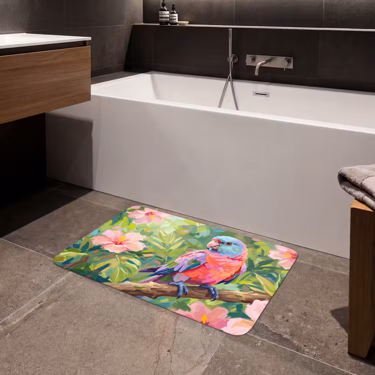 Papagaai - Hibiscusbloemen - Kleurrijk Badmat middel -sfeer3